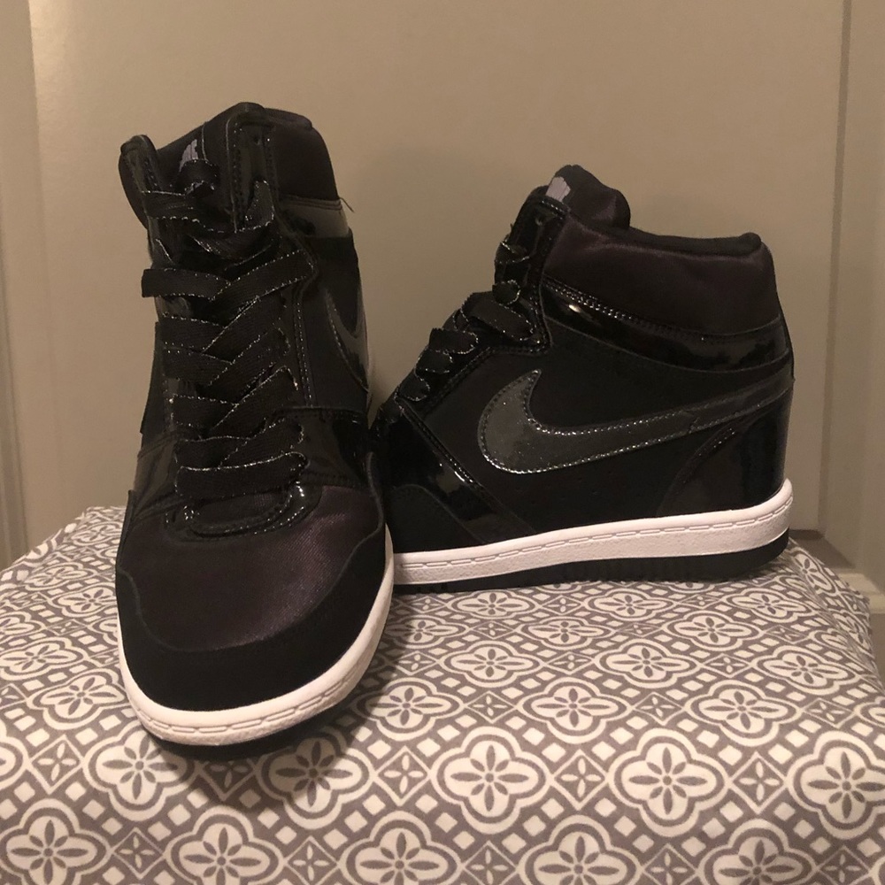 Nike air wedge
